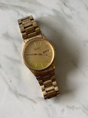 Seiko Quartz Vintage watch 7N43-7A50 A4 stainless steel back